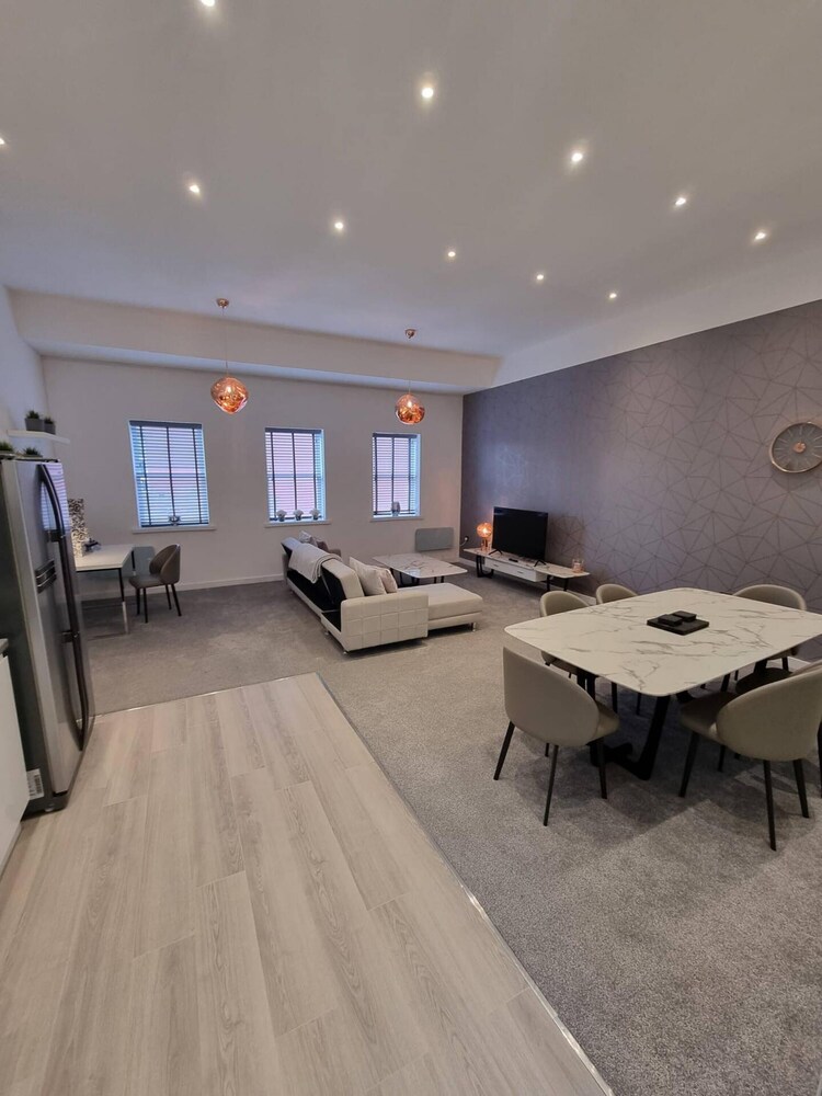 Stunning 1 Bed Apt Minutes From Bham City Centre