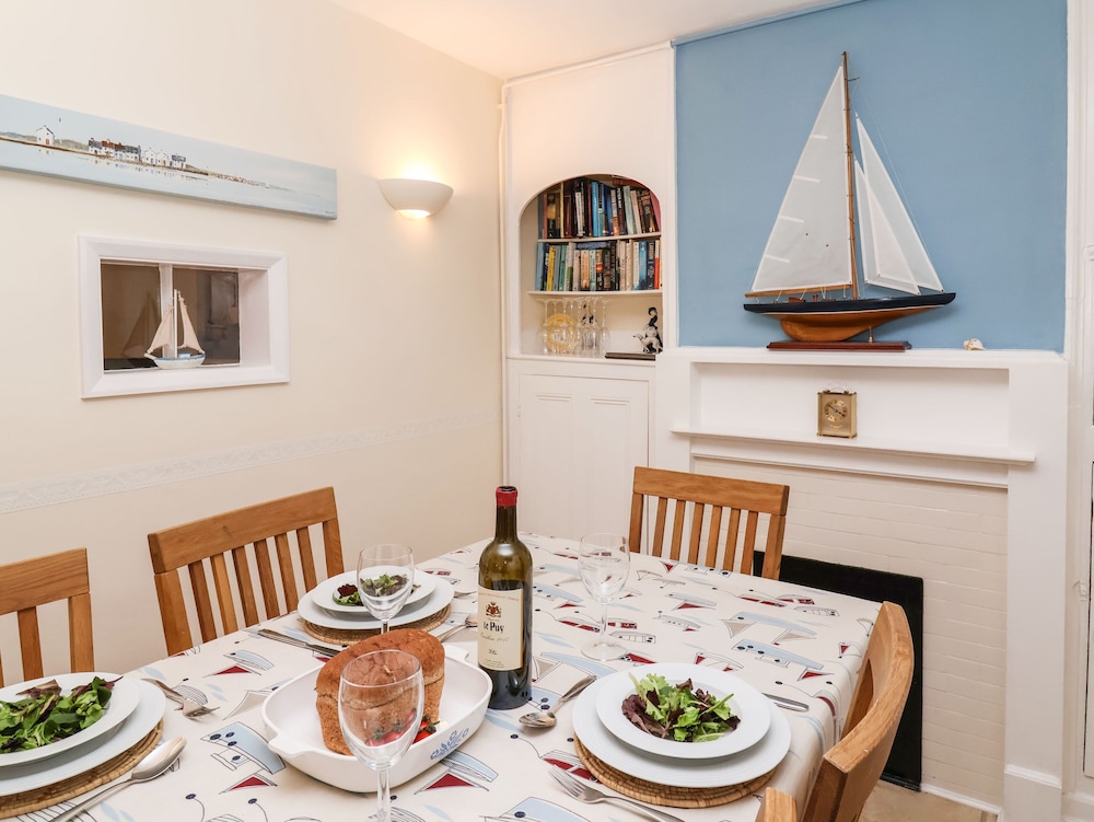 Winkle Cottage, Aldeburgh