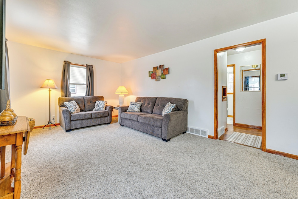 Hike, Fish & Boat: Lake Mills Home w/ Yard