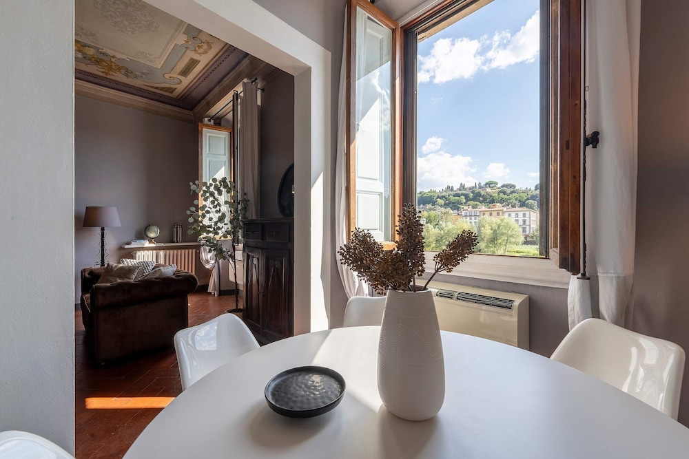 Genteel Home Biblioteca Nazionale