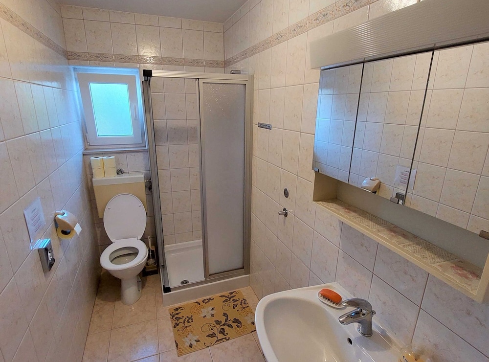 Sleek and Serene Rooms Crikvenica