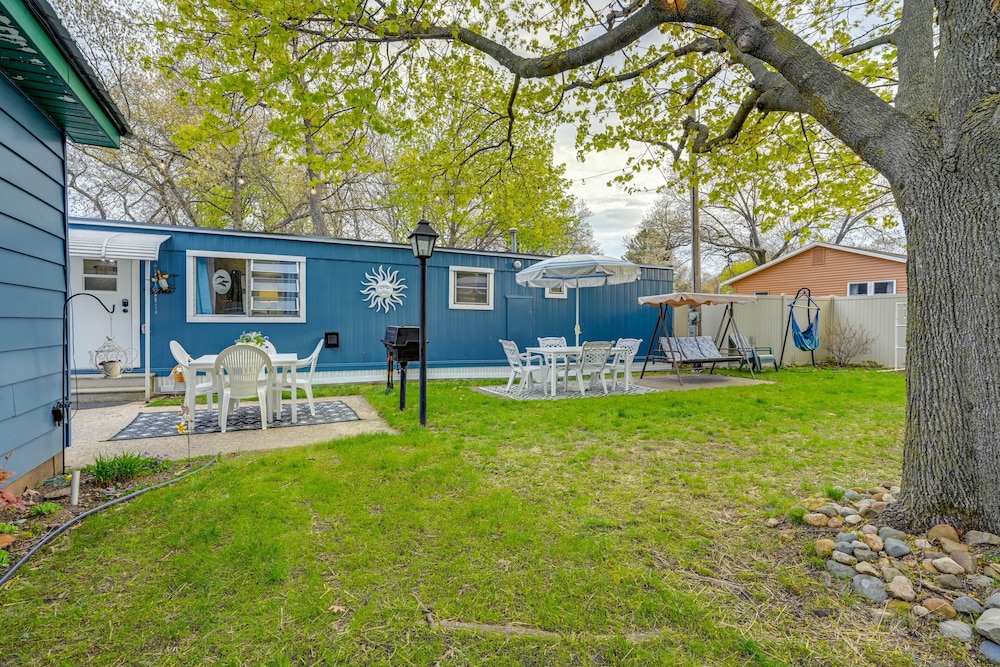 Walk to Lake Huron: Pet-friendly Caseville Cottage - Property Image 10