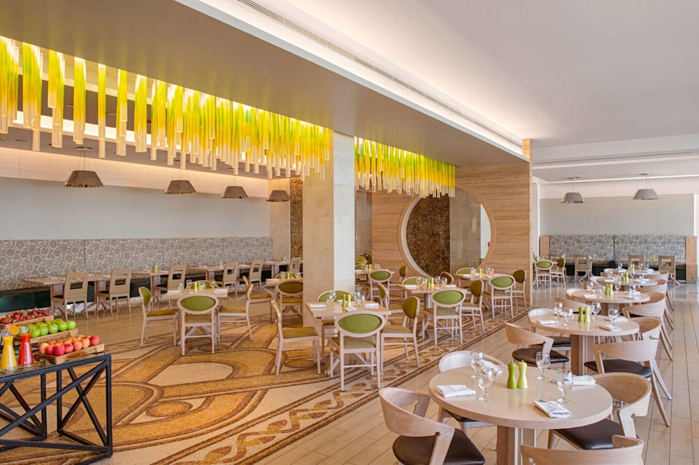 Hilton Dead Sea Resort & Spa