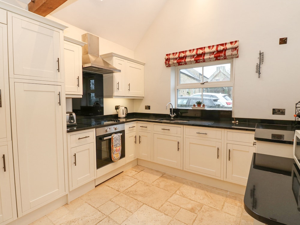 Sutton Newbold Cottage