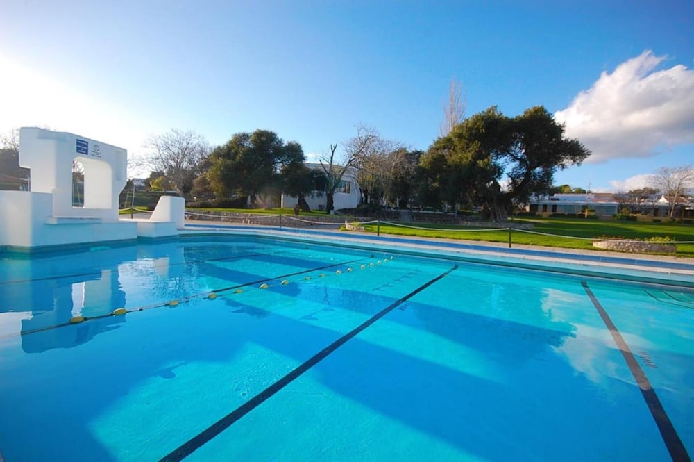 Nice Terrace Pool Studio