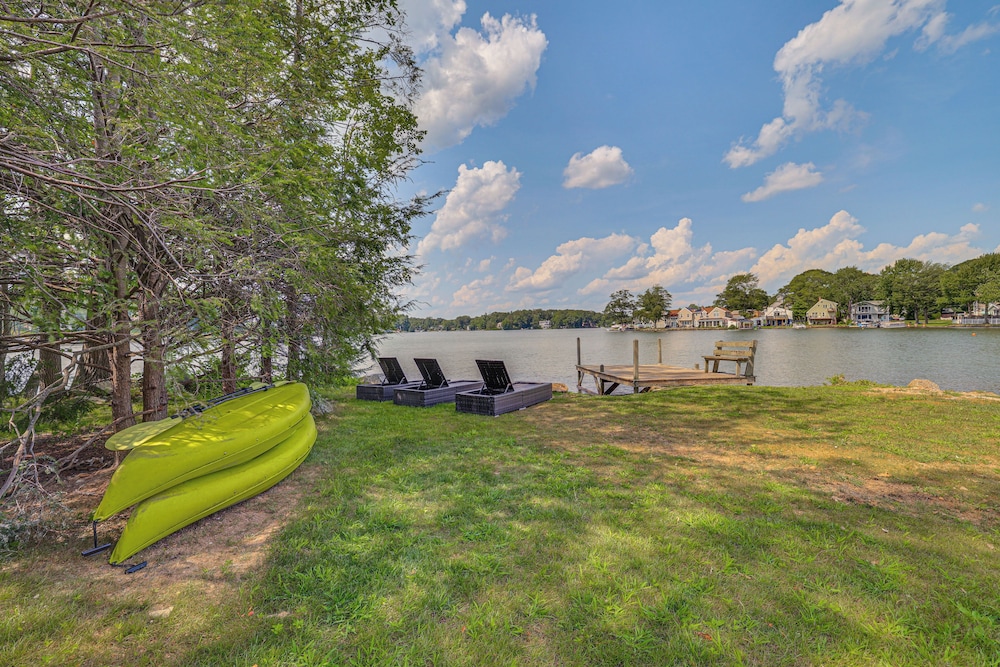 Fish & Ski: Lakefront Retreat By Mt Southington