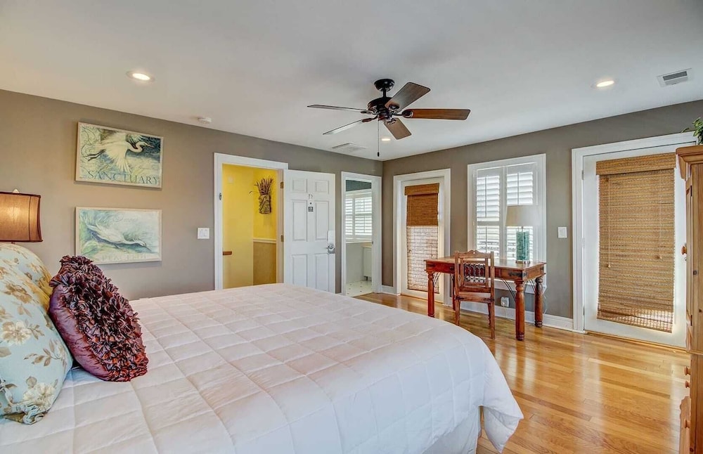 103 Grand Pavilion by Avantstay Steps to Beach!