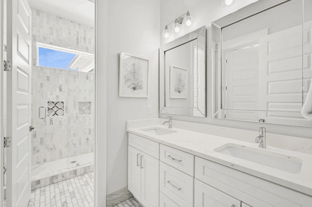 Alibi 30A by Avantstay 6bdr, Private Pool, Steps to Beach