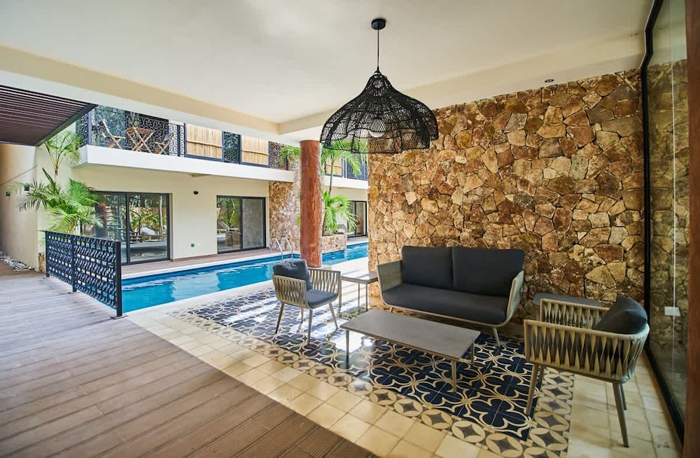 Premium Condo With Terrace Pool View