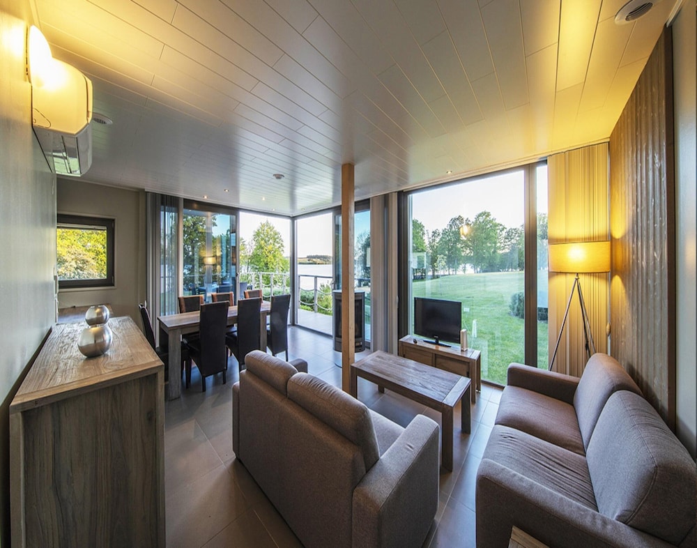 Elegant Villa for 8 Guests