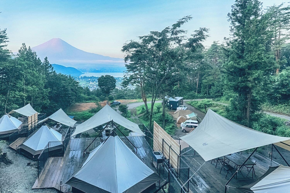 Retreat Camp Mahoroba