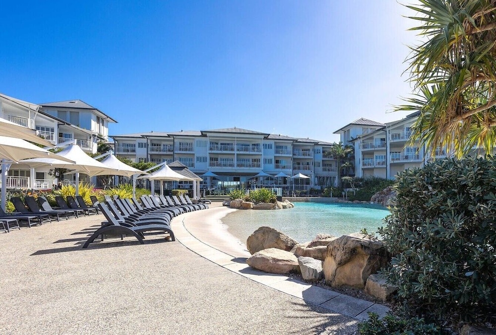 The Pool Resort Kingscliff - 2B Dual Key (1307/08) - Holiday Management Co.
