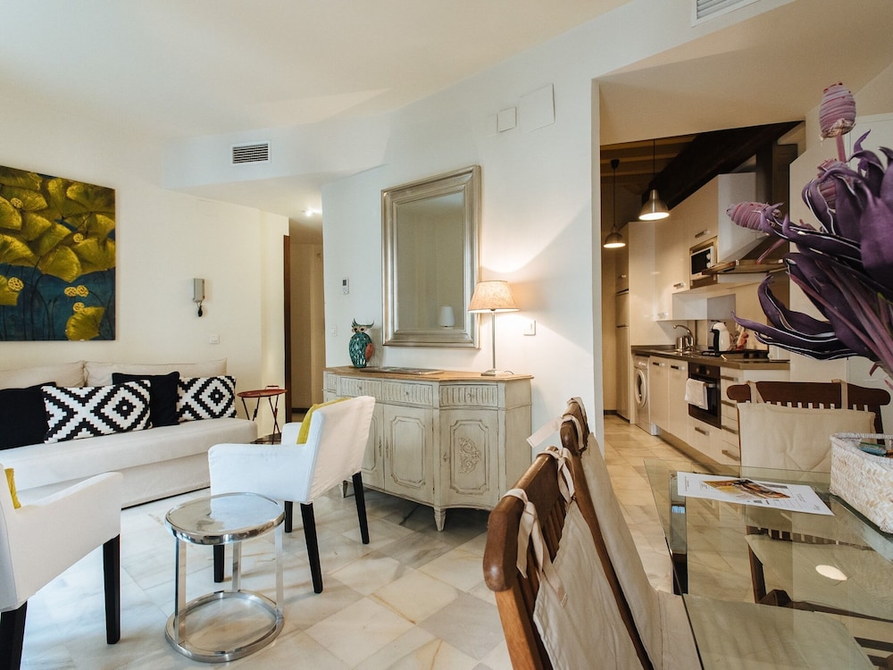 Boutike Apartments