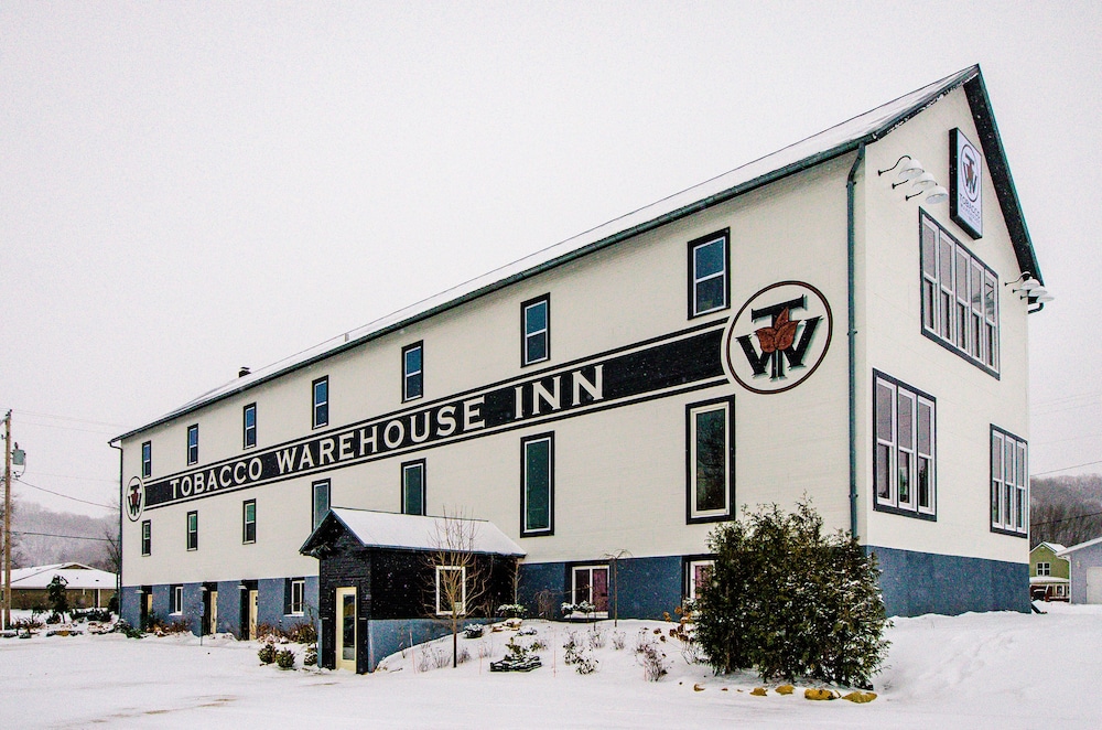 Tobacco Warehouse Inn view 2