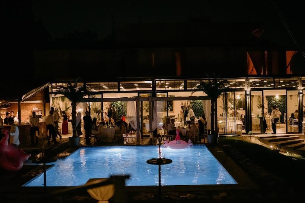 Belgrade Hills Villa and Suites