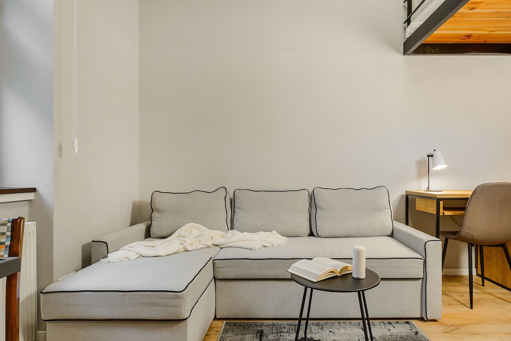 ShortStayPoland Brzeska B147 view 5