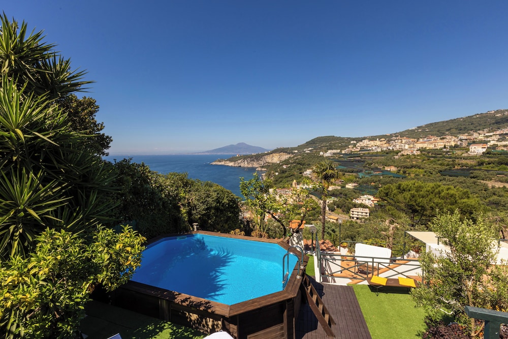 Villa Panorama With Private Pool & View