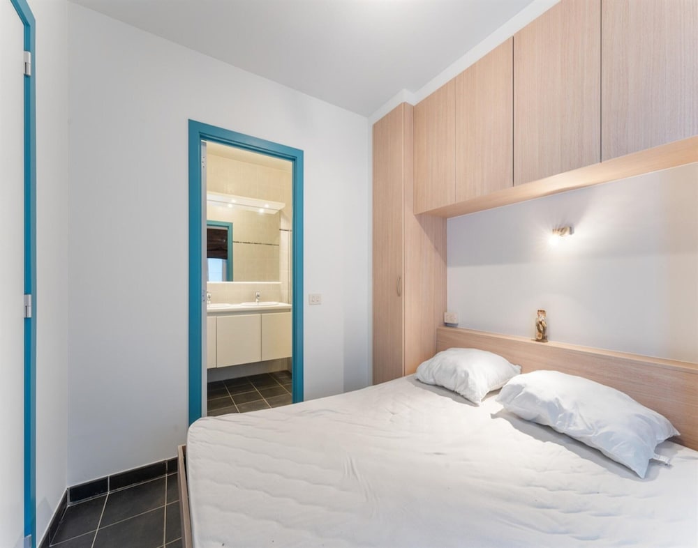 Apartment in Blankenberge Near Belgium Pier