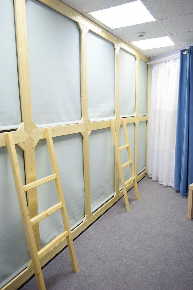 Arbat 25 Capsule Hostel