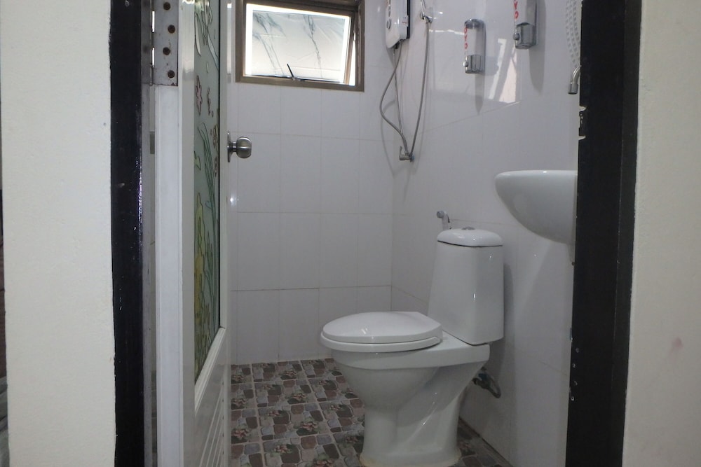 Rama 3 Sunrise Hostel