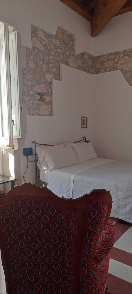 Photo 38