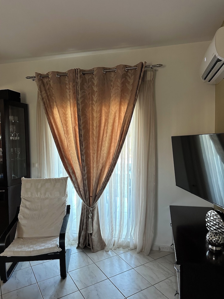Denva Holiday Home