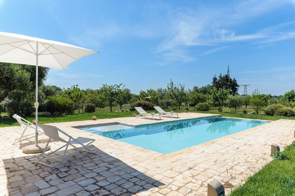 Charme Ostunese con piscina