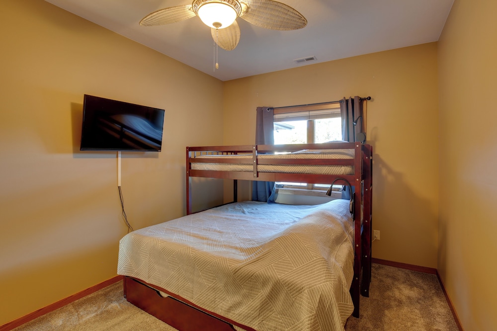 Dog-friendly! Silver Lake Escape Near Boat Ramp