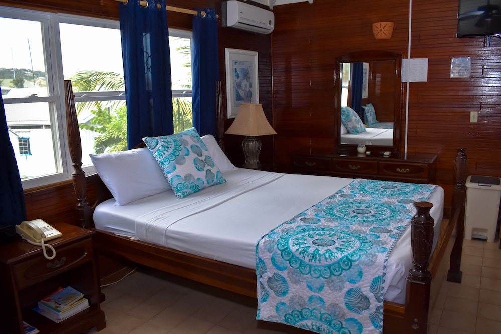 Catamaran Hotel Marina - Property Image 29