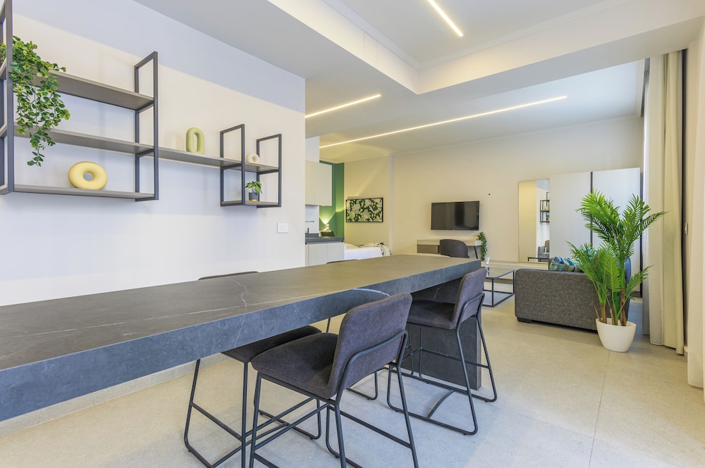 CityZen - Boutique Studios in Achrafieh