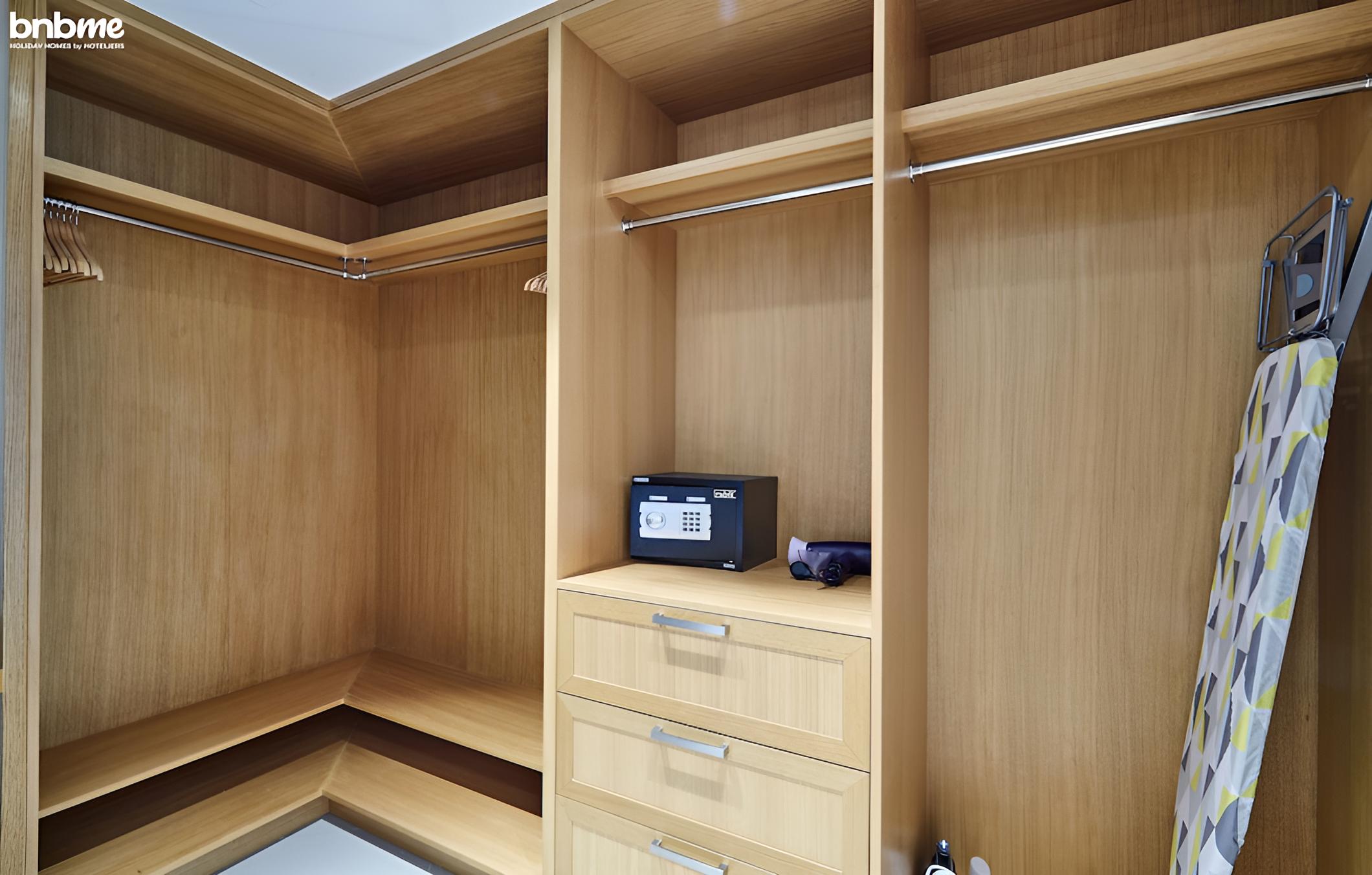 2B Opera Grand  2601 by bnbme homes