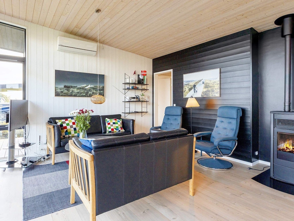 Simplistic Holiday Home in LÃ¸gstrup near Sea view 3