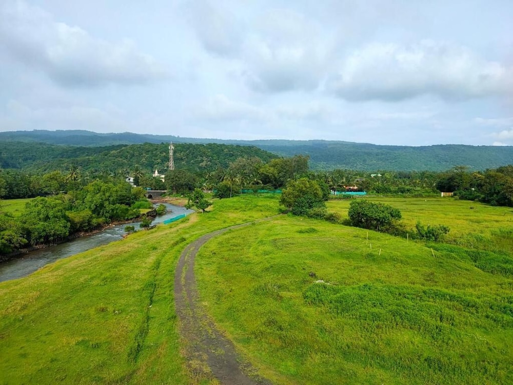 Shobha Farmhouse