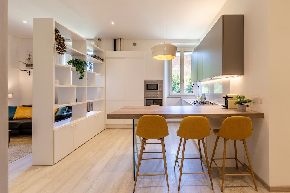 Elegant 2BR Apartment in Siena. Porta Camollia