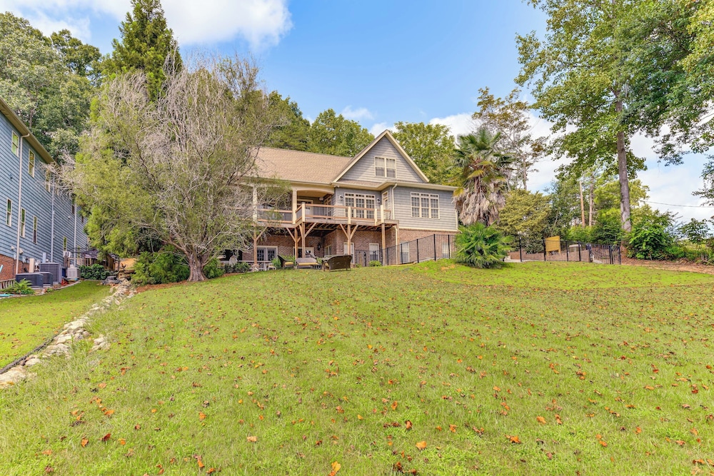 Waterfront Sherrills Ford Home w/ Pool & Boat Dock view 3