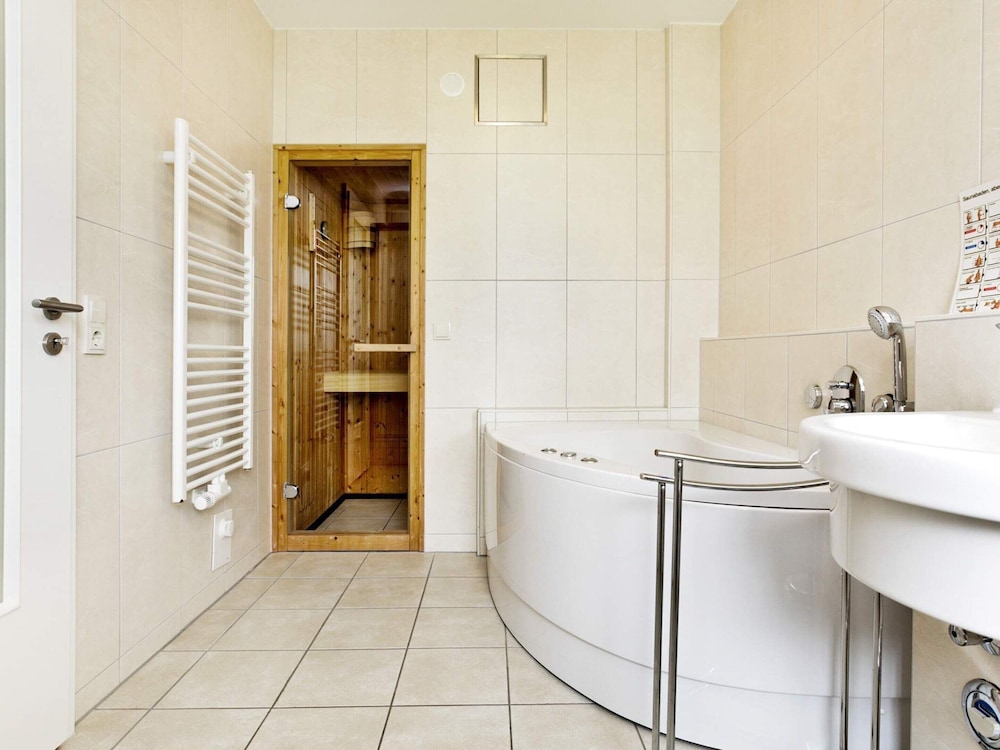 6 Person Holiday Home in Grossenbrode