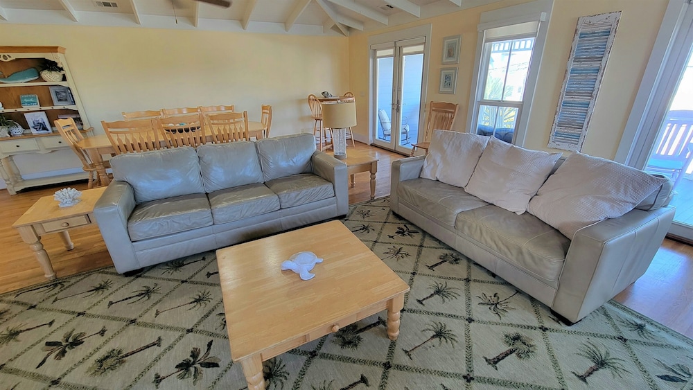 203 Butler Avenue by Tybee Vacation Rentals