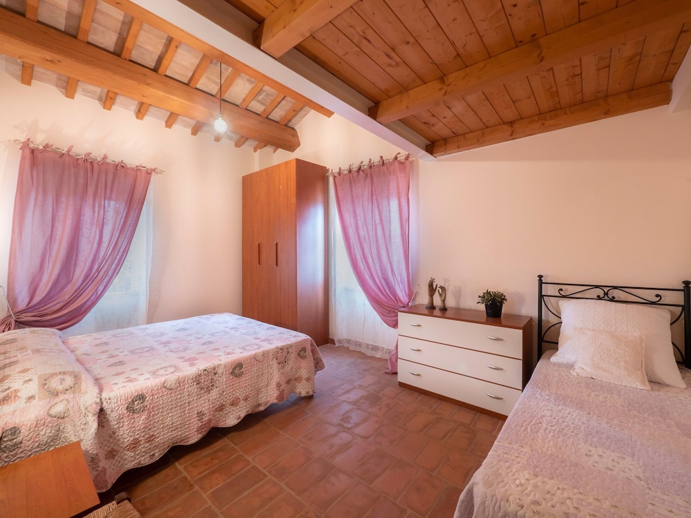 Holiday Home in Villagrande Near Pool & Beach