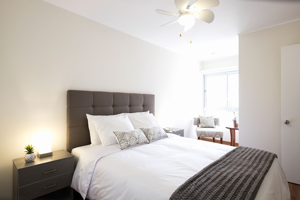 UR Place Rentals -2Bdrm Canvas Miraflore view 3