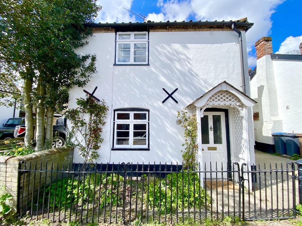 Satis Cottage, Westleton
