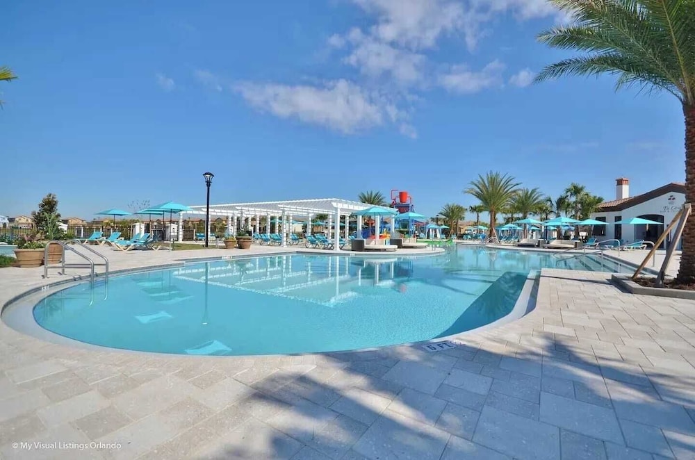 Sleeps 20! Resort Home Near Disney, Pool+game Room Twice-as-nice by Avantstay