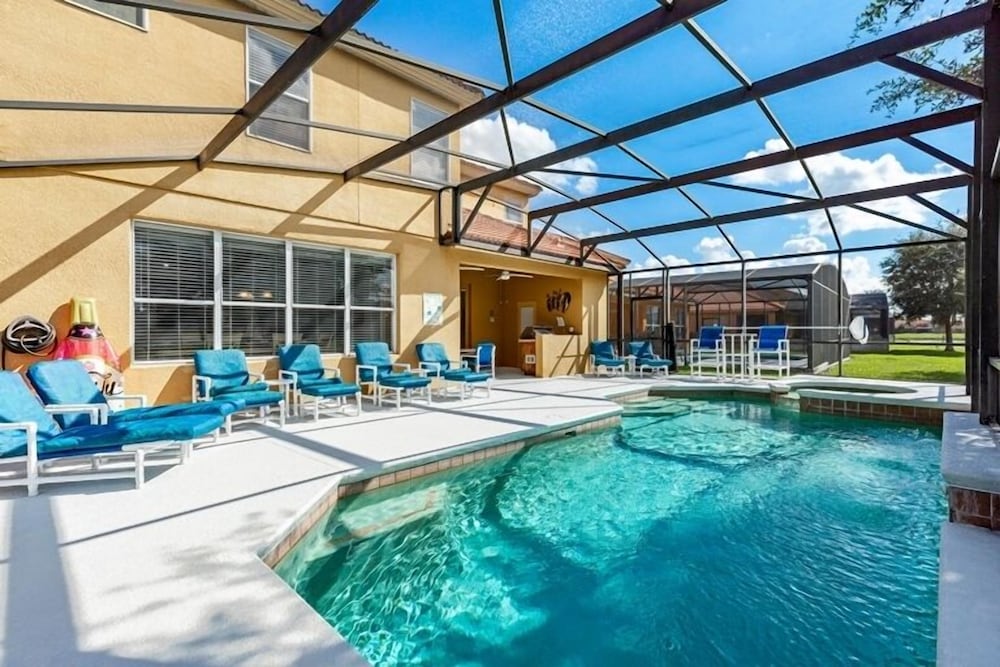 Lakeside Landing 6 Bedrooms - Image 2