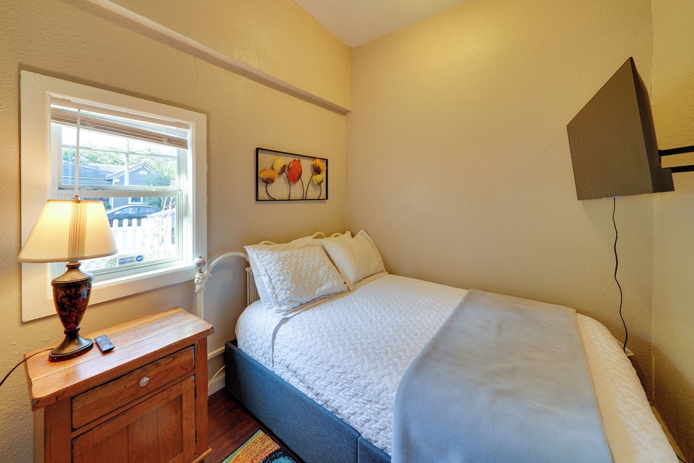 Walk to Alamodome! Pet-friendly Home w/ Yard