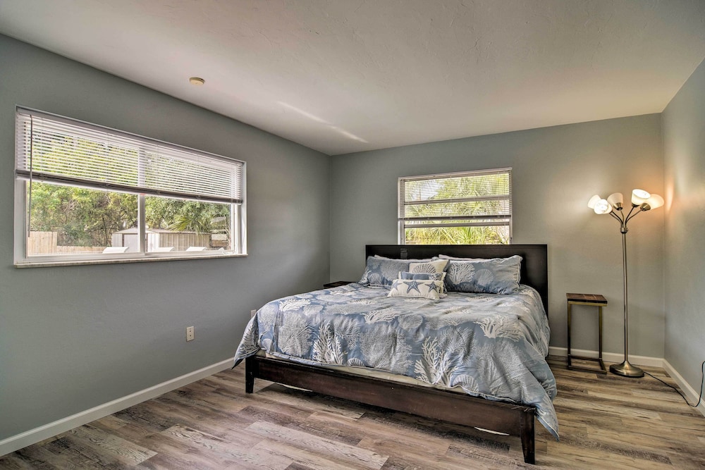 Miscellaneous Market Vacations - Sarasota Home w/ Large Backyard  Water Access - Property Image 3