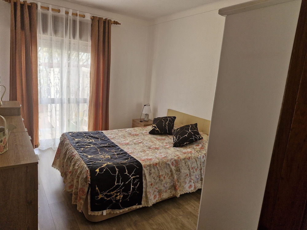 Nice Portim o Flat Near Marina and Beach
