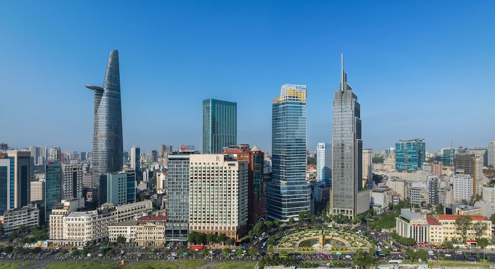 Hilton Saigon 66