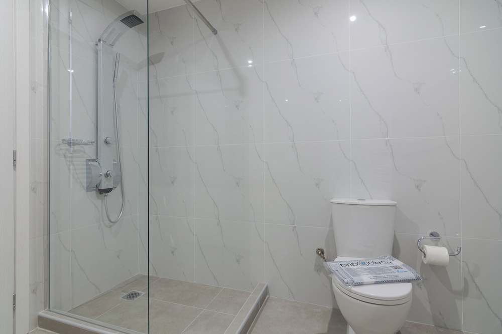 Leochares Lifestyle Apartments