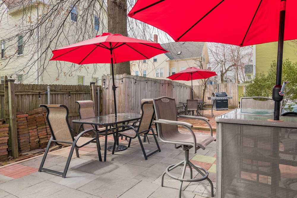 Beautiful Providence Apt Near Dtwn & Federal Hill!