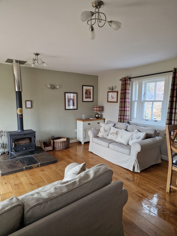 Dalnoid Cottages & Treehouses
