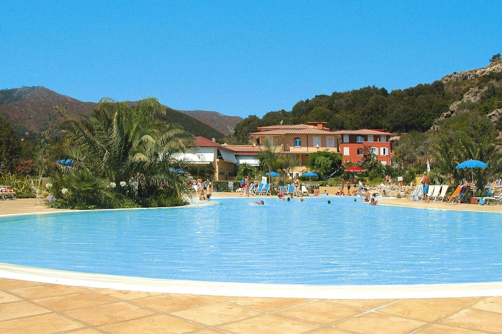Ortano Mare Village in Rio Marina